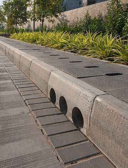 Vacuum Wet Press Kerbs